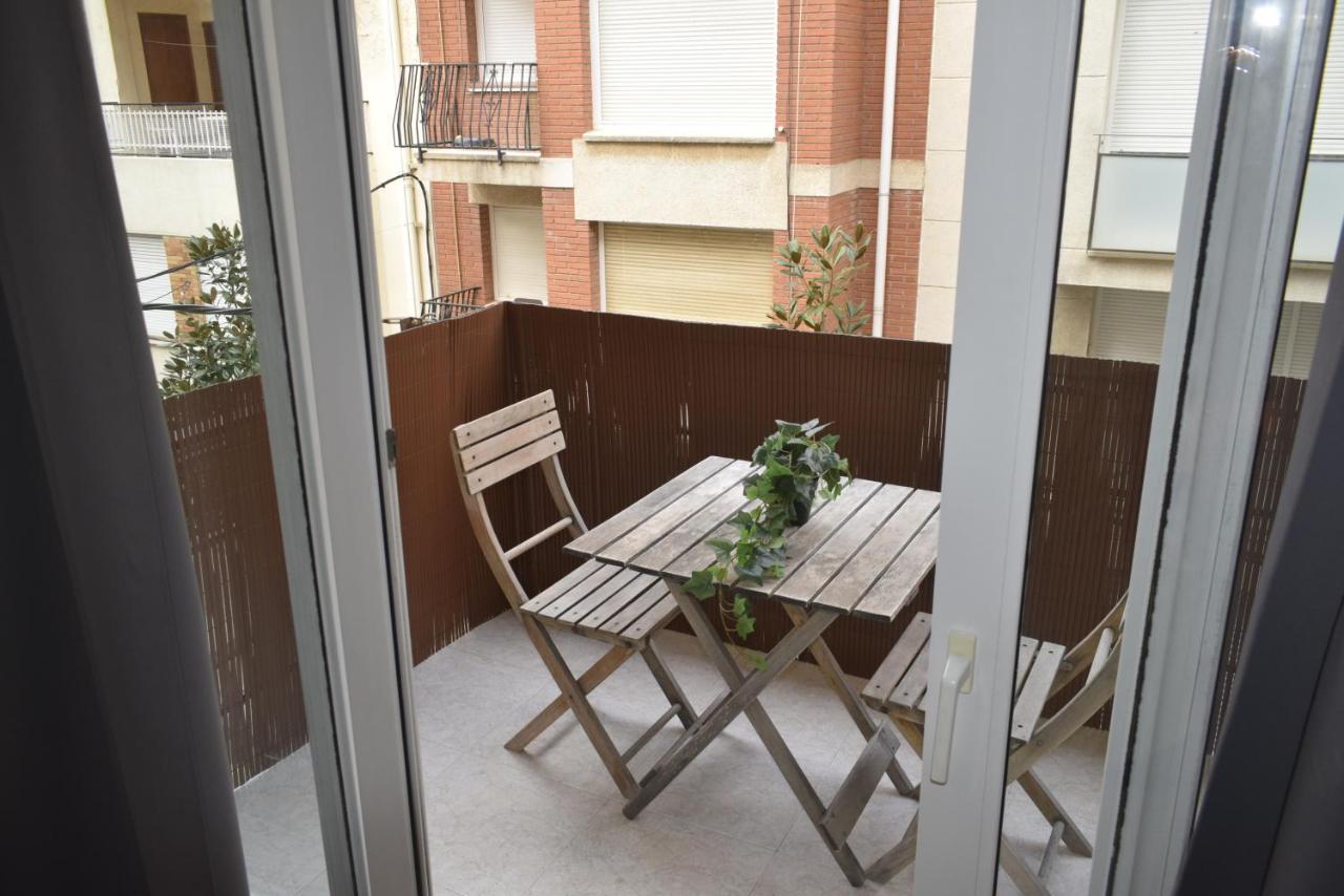 Apartamentosbiamar กัมบริลส์ ภายนอก รูปภาพ