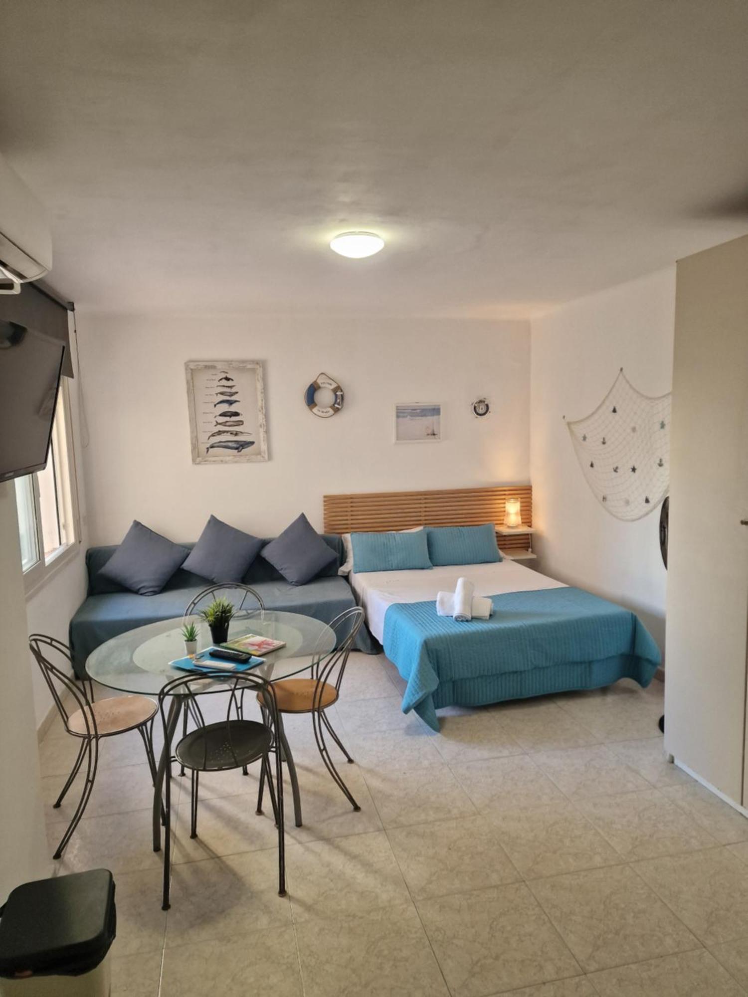Apartamentosbiamar กัมบริลส์ ภายนอก รูปภาพ
