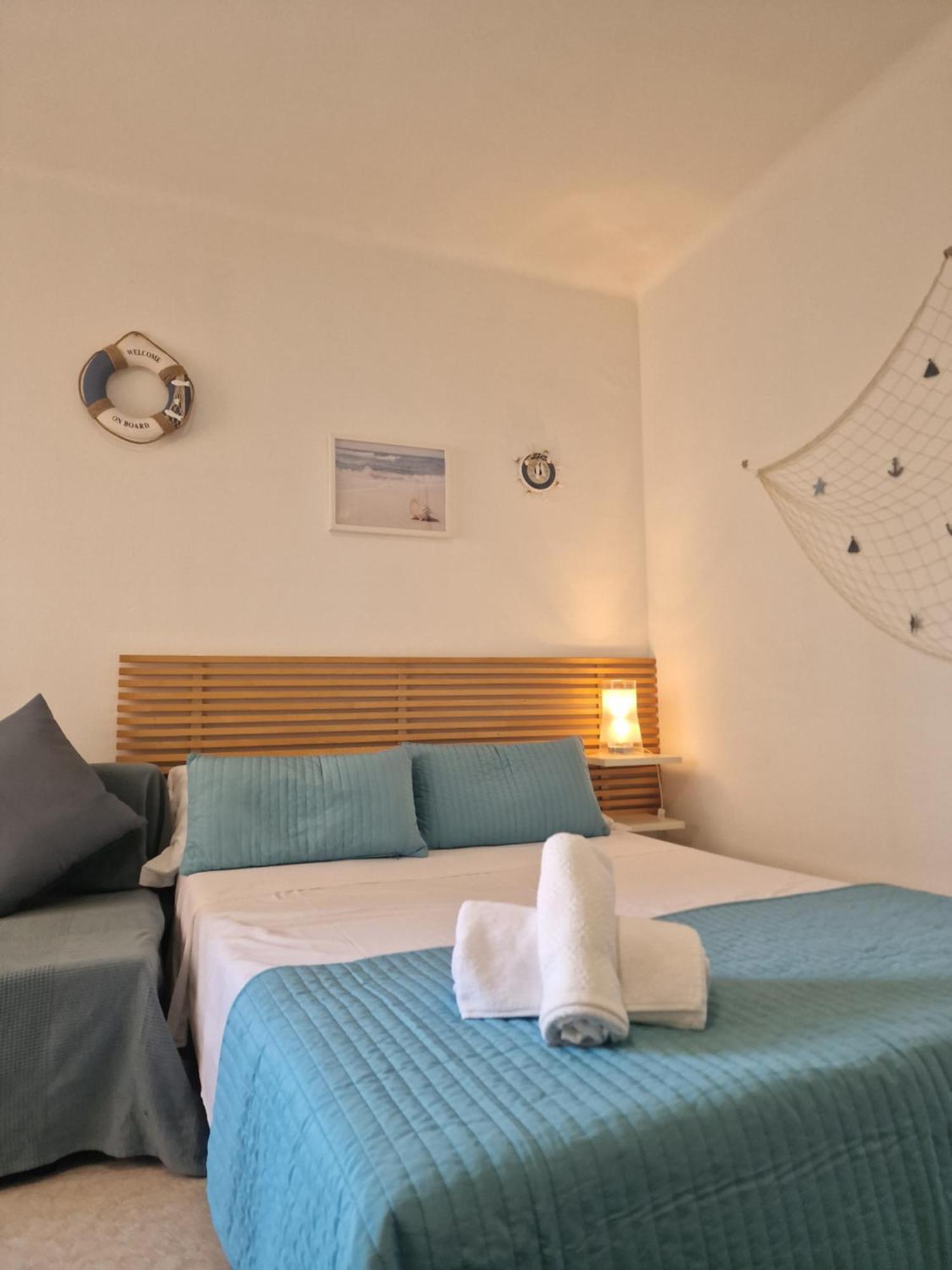 Apartamentosbiamar กัมบริลส์ ภายนอก รูปภาพ