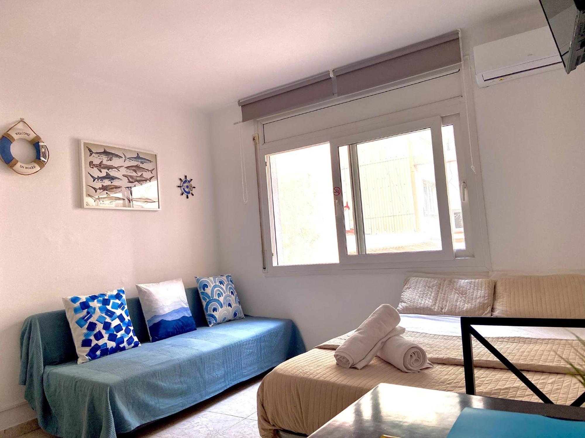 Apartamentosbiamar กัมบริลส์ ภายนอก รูปภาพ