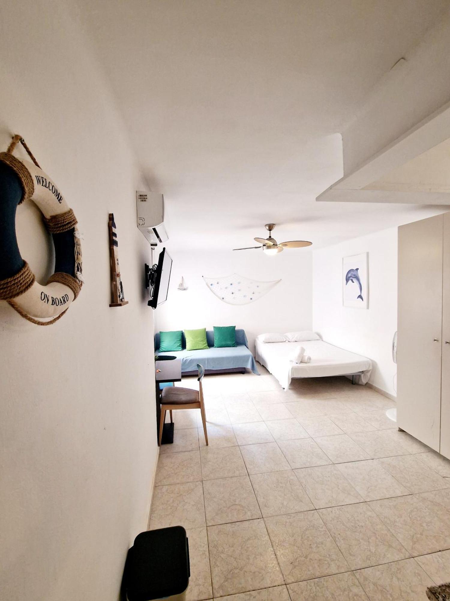 Apartamentosbiamar กัมบริลส์ ภายนอก รูปภาพ