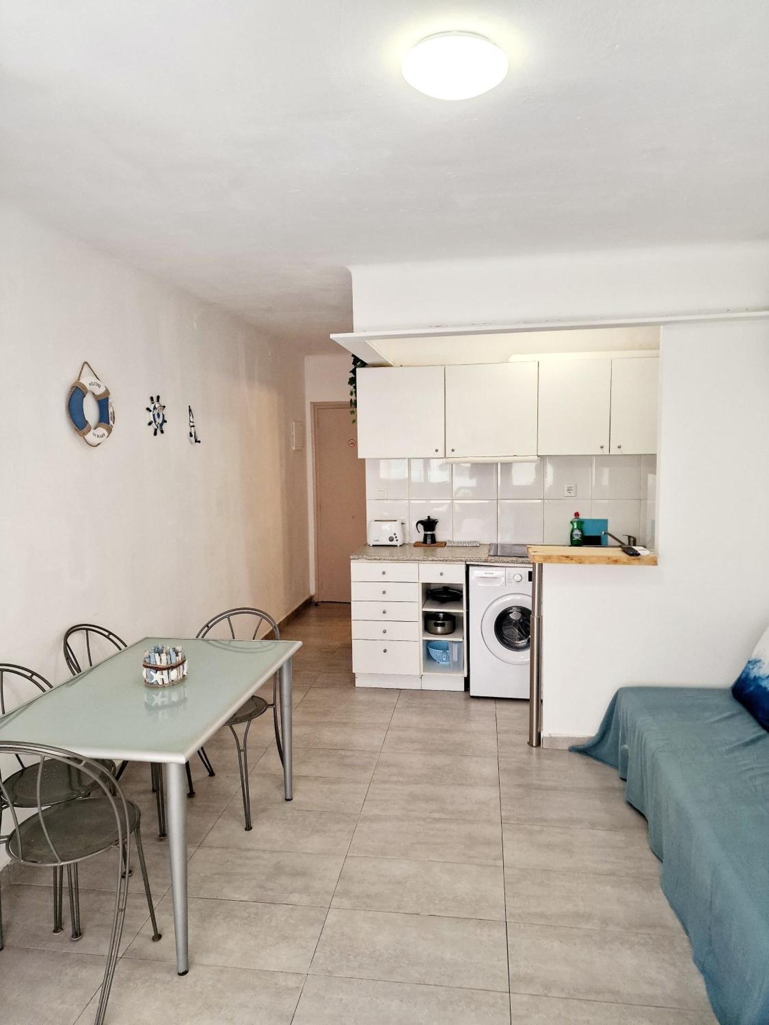 Apartamentosbiamar กัมบริลส์ ภายนอก รูปภาพ