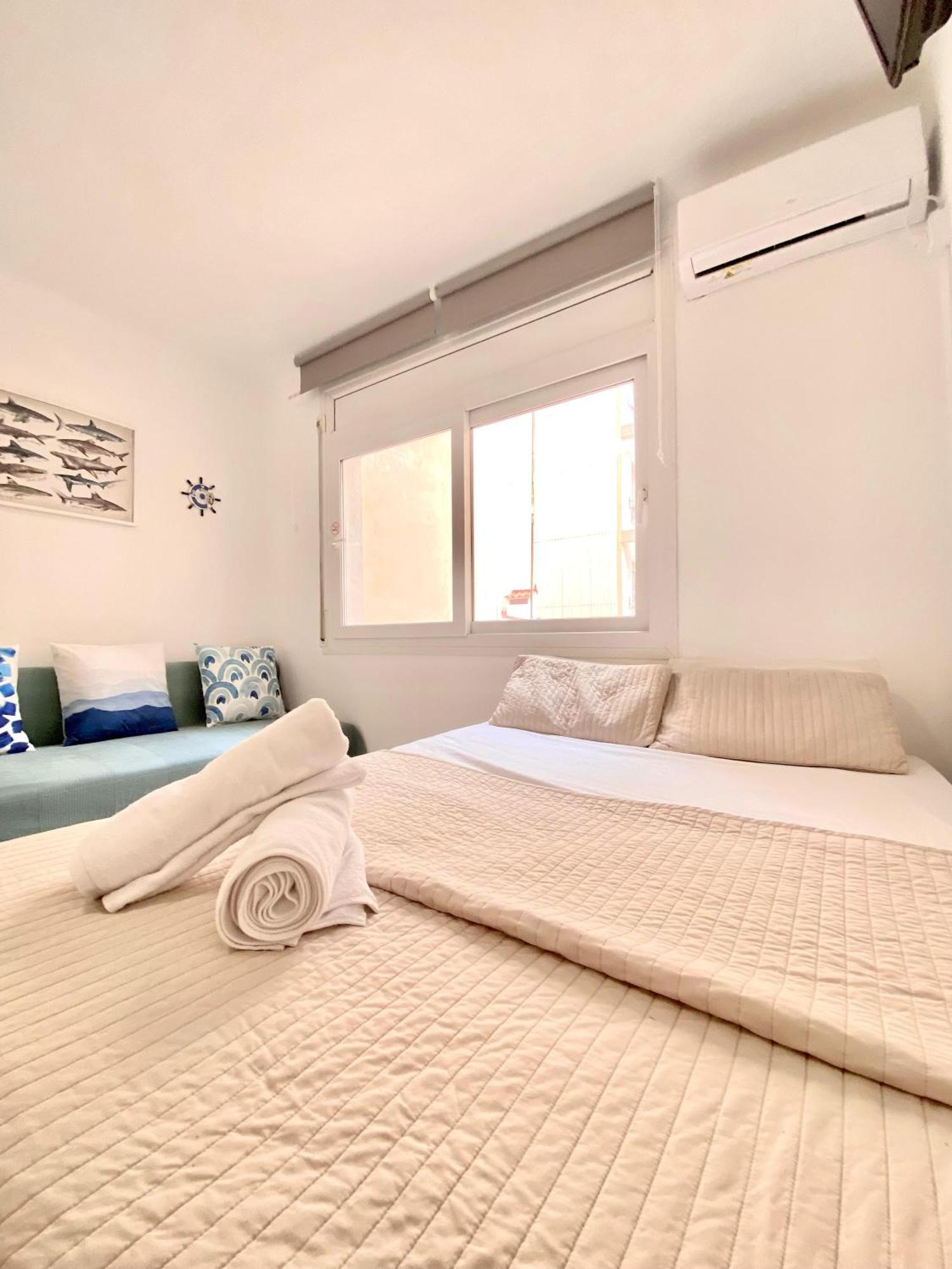 Apartamentosbiamar กัมบริลส์ ภายนอก รูปภาพ