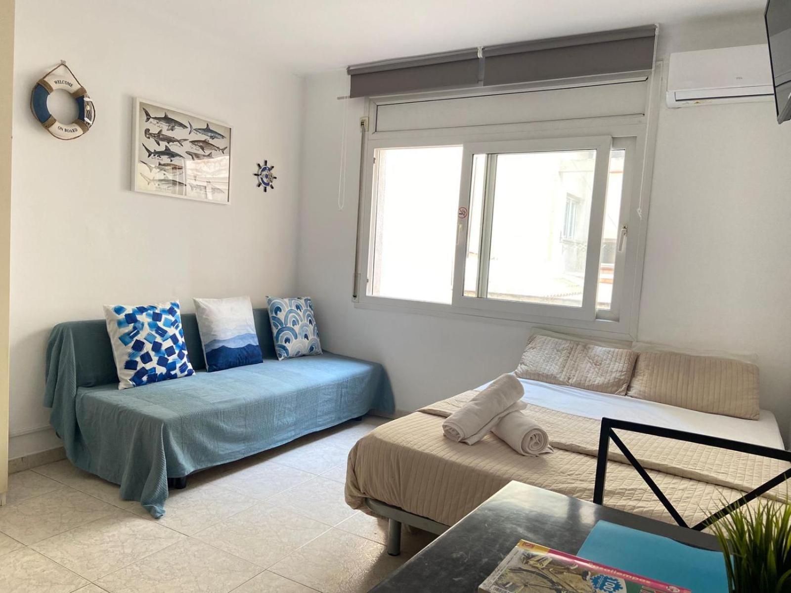 Apartamentosbiamar กัมบริลส์ ภายนอก รูปภาพ